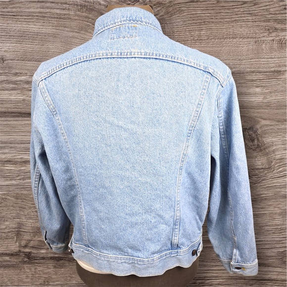 Vintage 90s Lee Jean Jacket Light Wash Denim Trucker- USA Made - Picture 3 of 10